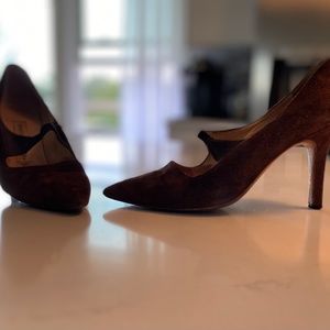MANALO BLAHNIK Suede Pumps
